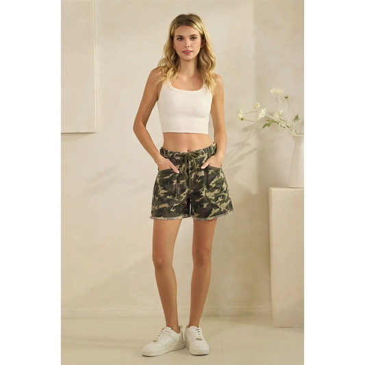 CAMO FLORAL PRINTED DENIM SHORTS