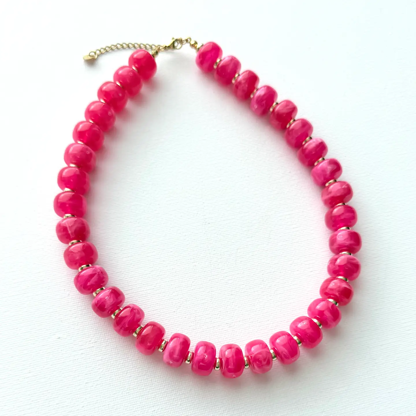 CHUNKY RESIN BEADED NECKLACE