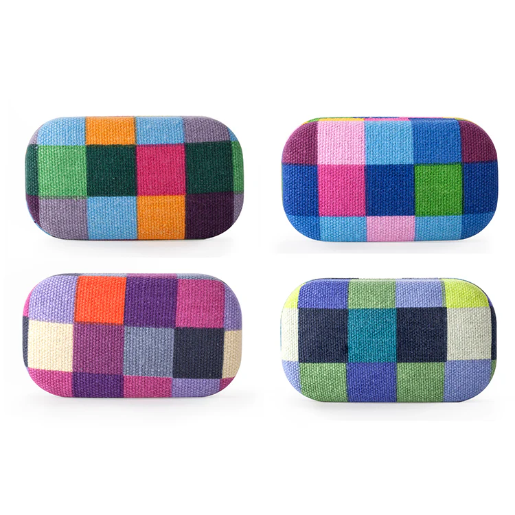 PLAID TRAVEL CASE