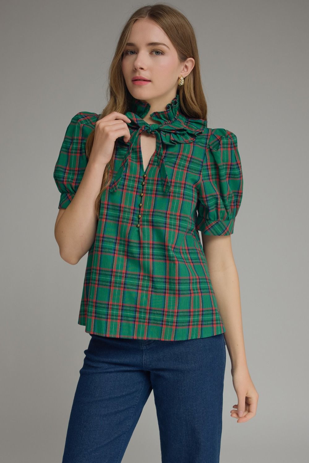 GREEN PLAID RUFFLE NECK SHORT PUFF SLEEVE TOP