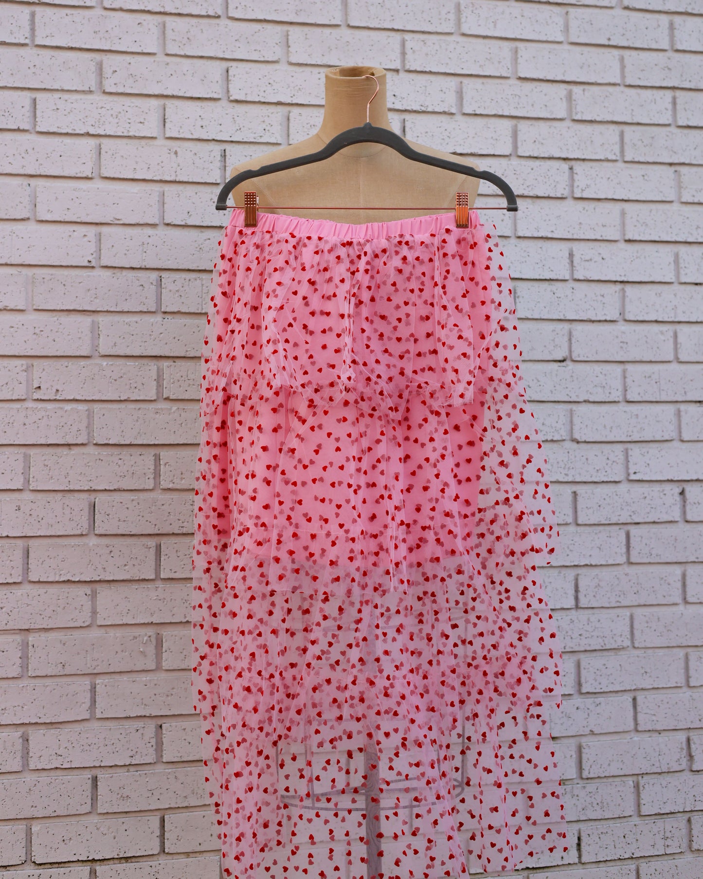 PINK TULLE MIDI SKIRT W/RED HEARTS