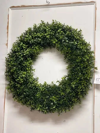 BOXWOOD WREATH 22" DK GREEN, UV