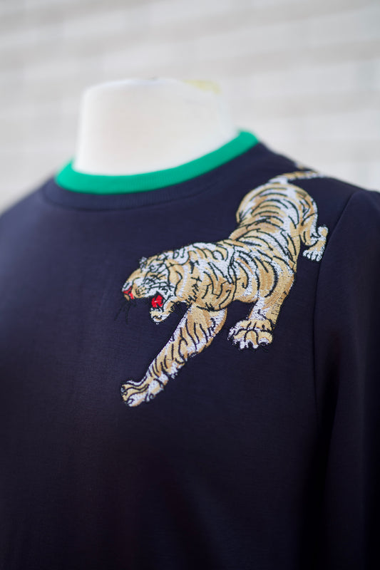 NAVY LONG SLEEVE TOP WITH TIGER EMBROIDERY