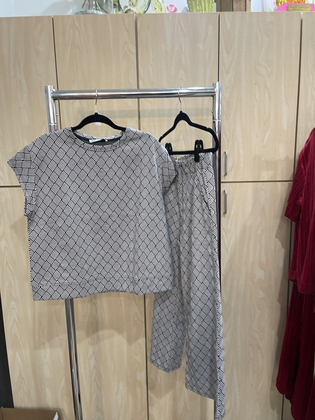 Black & White Pattern Pant Set